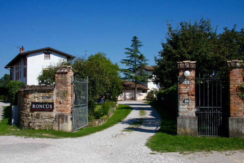 Casa Griunit Villa Capriva del Friuli Buitenkant foto